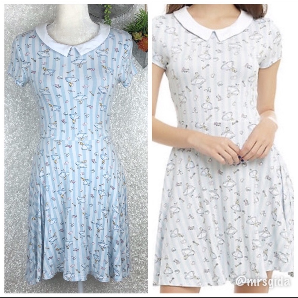 Alice in Wonderland Disney Dress | S